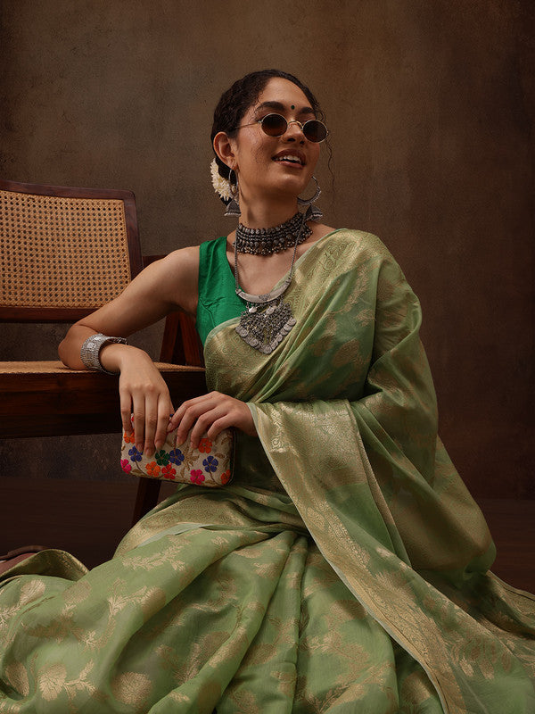 Green Cotton Woven Zari Design Floral Saree with Unstitched Blouse - Hiral Fashion | Swadesiicart