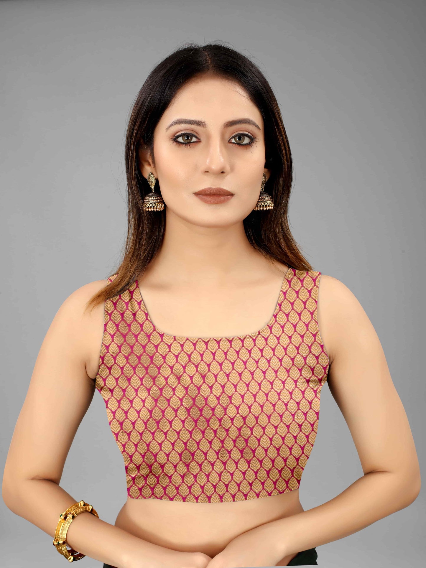 Hiral Fashion Grey Banarasi Art Silk Floral Woven Design Saree | Swadesiicart