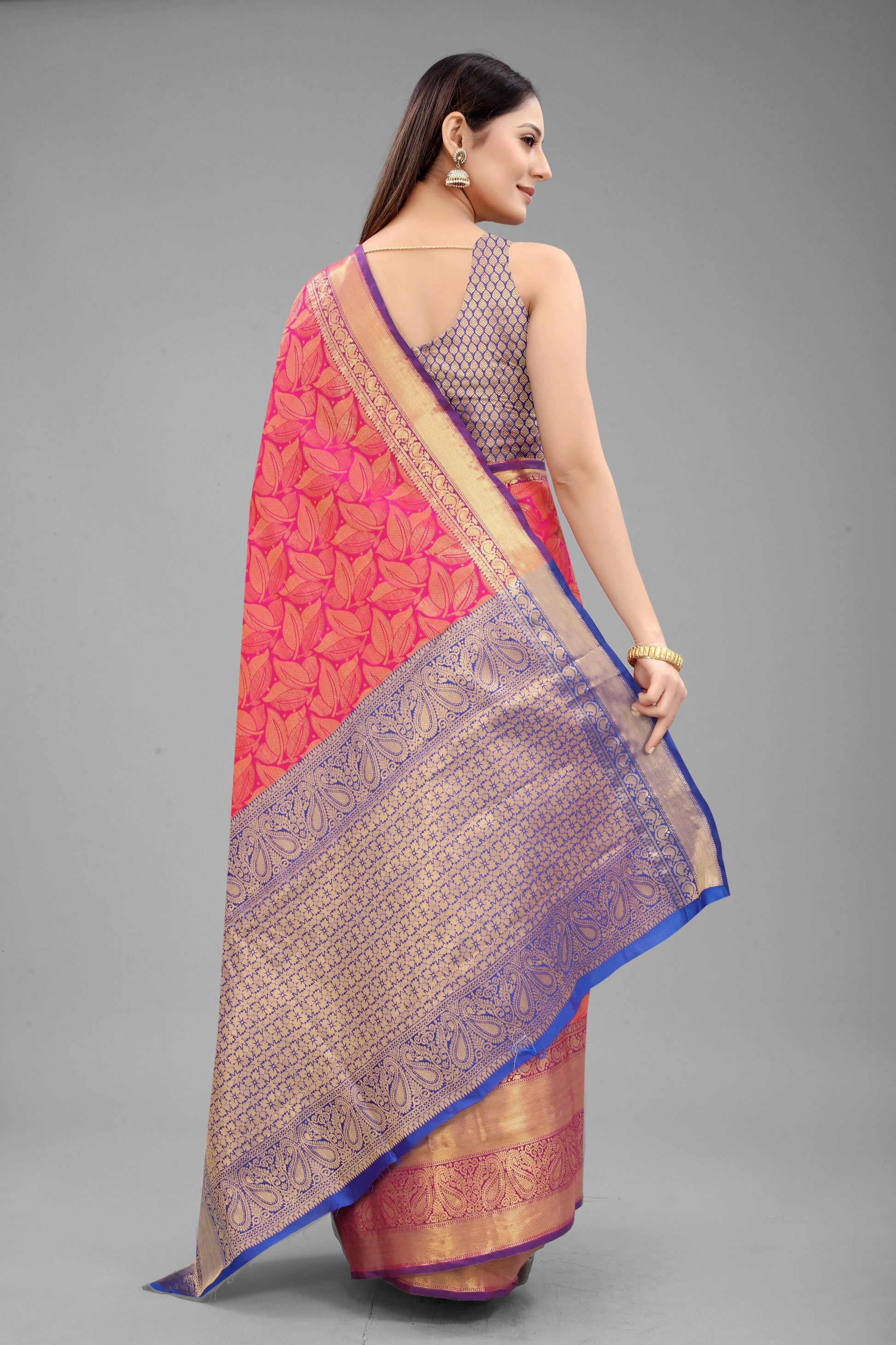 Hiral Fashion Pink Banarasi Art Silk Floral Woven Design Saree | Swadesiicart