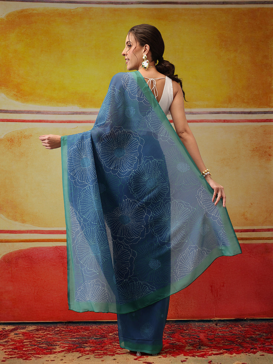 Hiral Fashion Teal Bollywood Mul Cotton Floral Digital Printed Saree | Swadesiicart