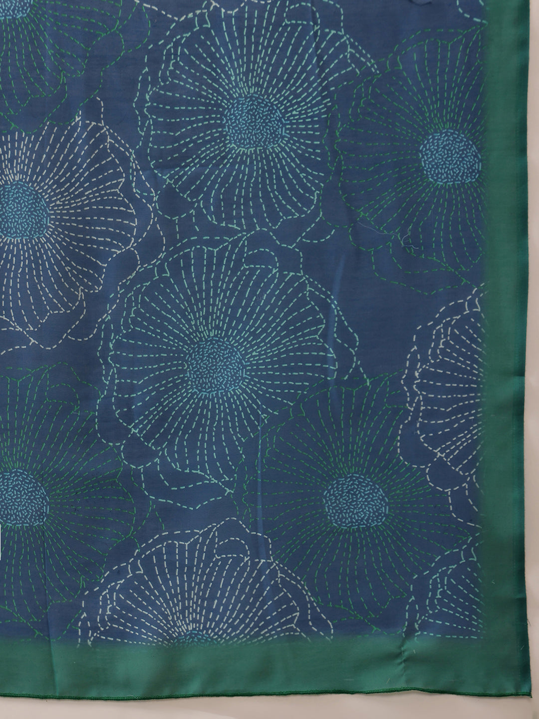 Hiral Fashion Teal Bollywood Mul Cotton Floral Digital Printed Saree | Swadesiicart
