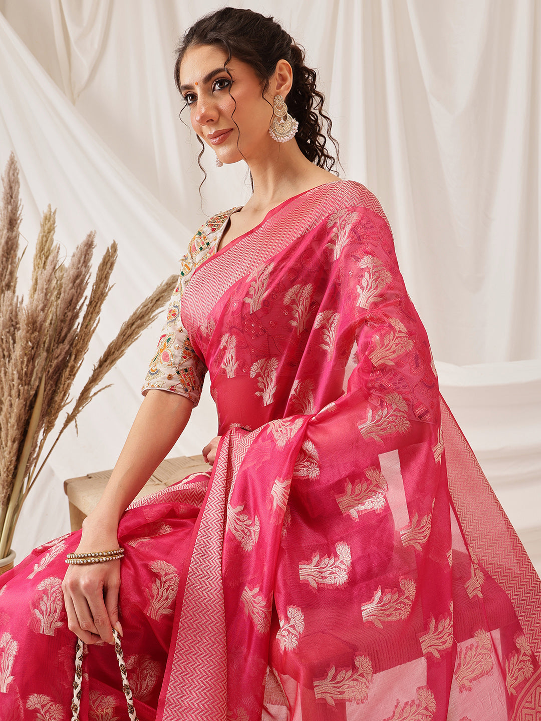 Hiral Fashion Pink Banarasi Organza Silk Floral Woven Design Saree | Swadesiicart