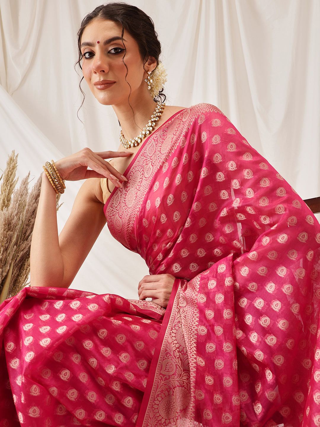 Hiral Fashion Pink Banarasi Organza Silk Floral Woven Design Saree | Swadesiicart