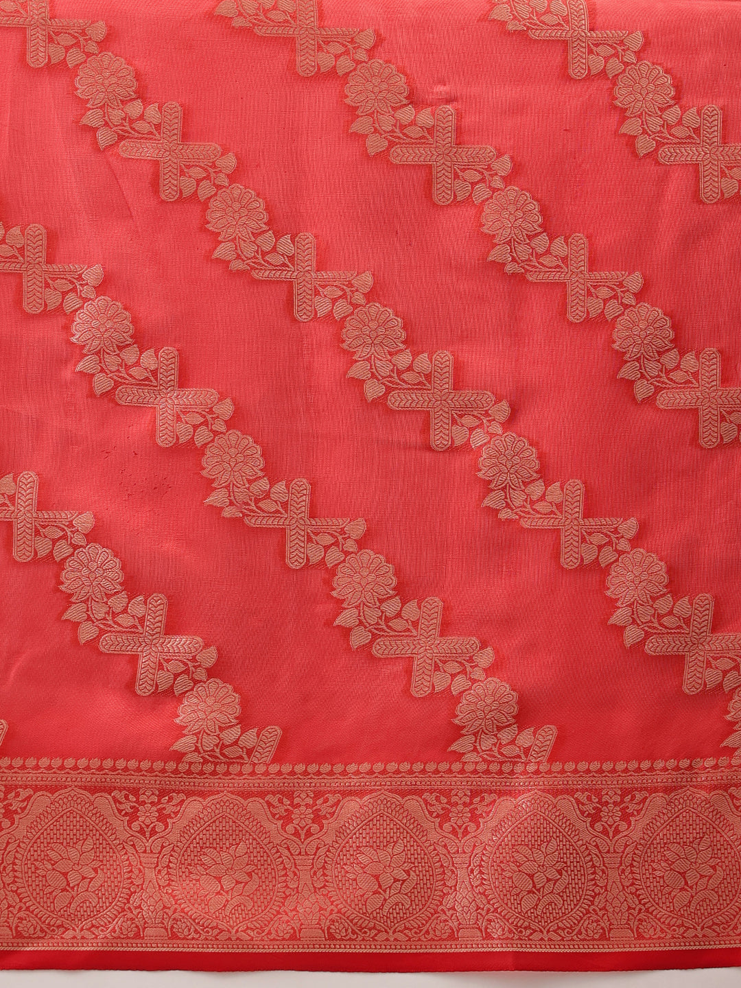 Hiral Fashion Red Banarasi Organza Silk Lahariya Woven Design Saree | Swadesiicart