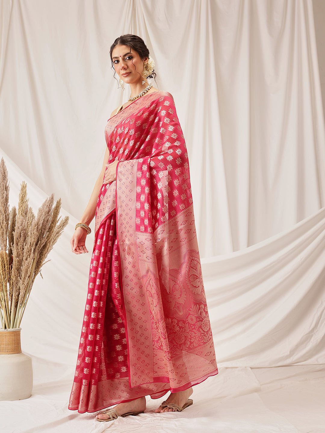 Hiral Fashion Pink Banarasi Organza Silk Floral Woven Design Saree | Swadesiicart