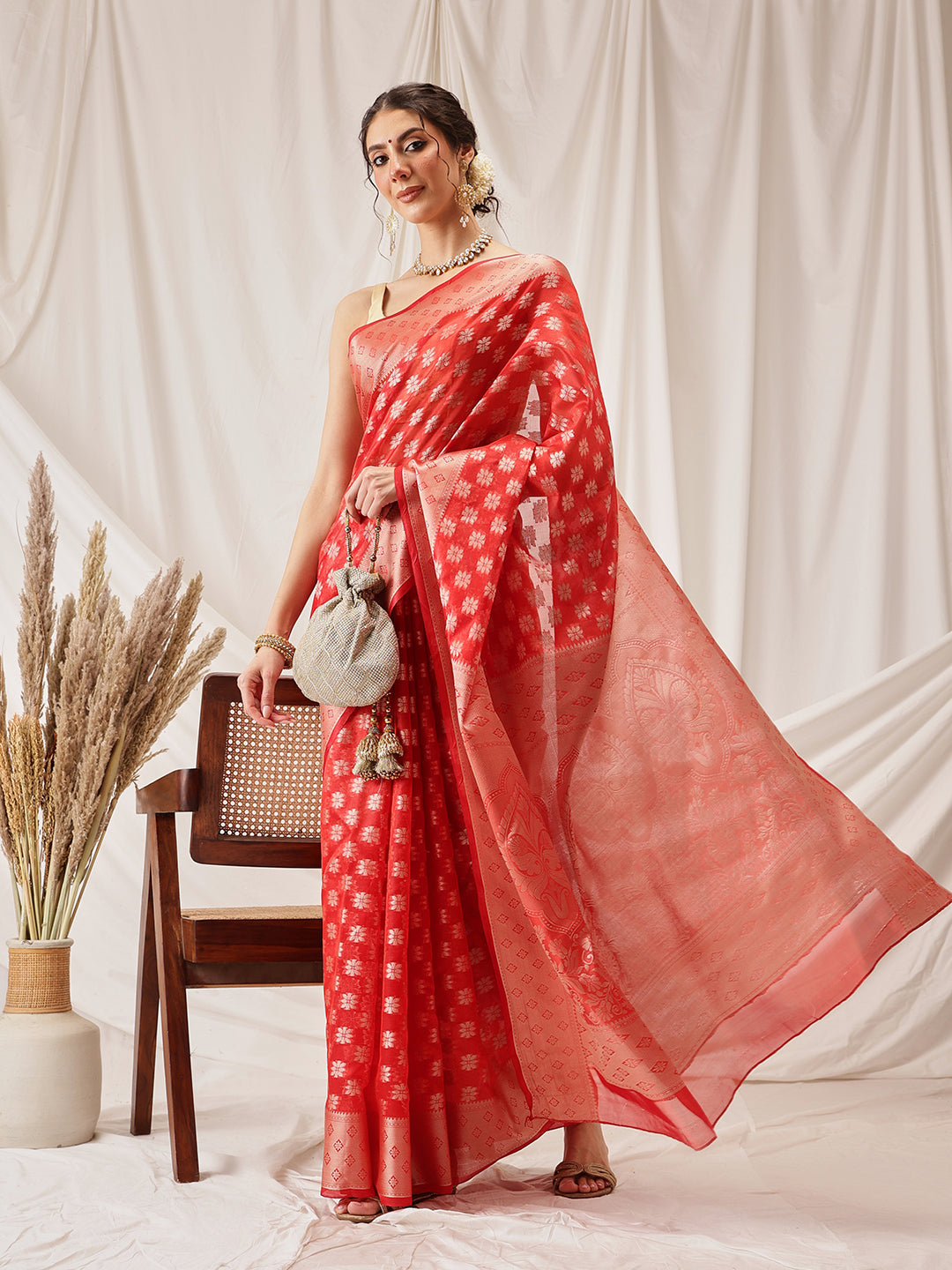 Hiral Fashion Red Banarasi Organza Silk Floral Woven Design Saree | Swadesiicart