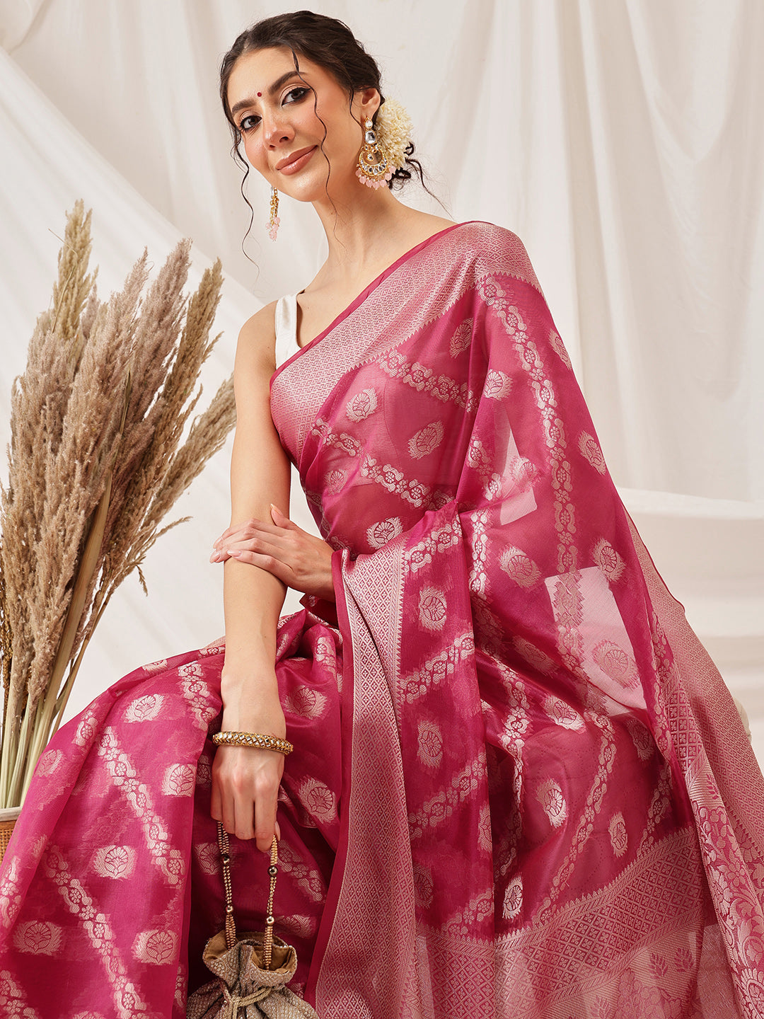 Hiral Fashion Pink Banarasi Organza Silk Lahariya Woven Design Saree | Swadesiicart