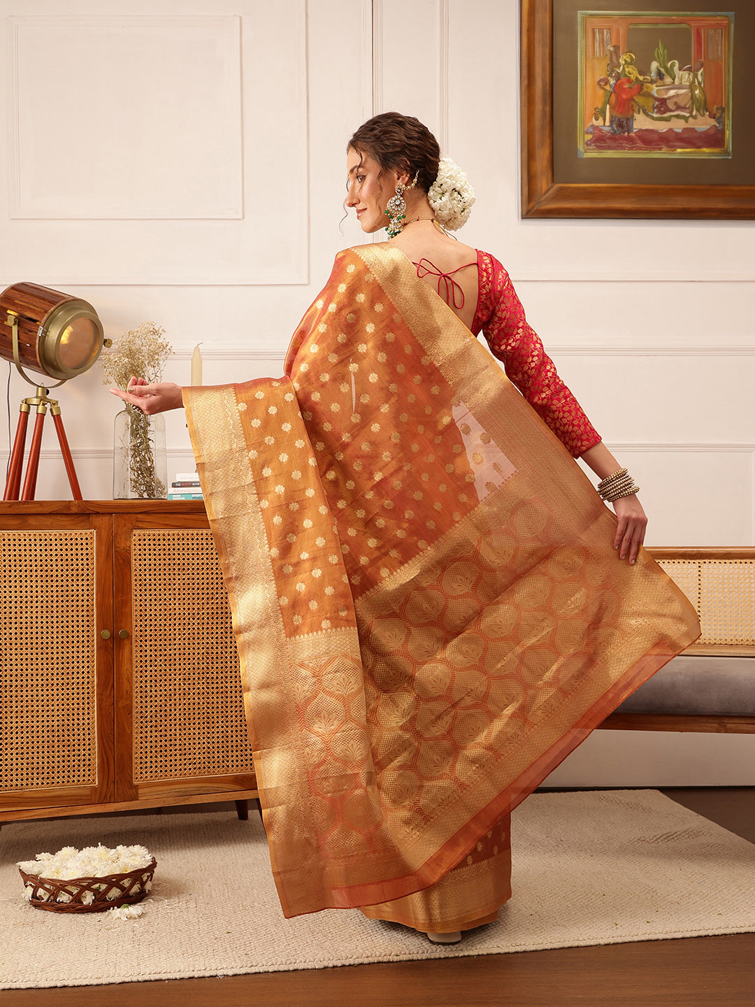 Hiral Fashion Peach Kanjivaram Tissue Silk Floral Zari Woven Saree | Swadesiicart