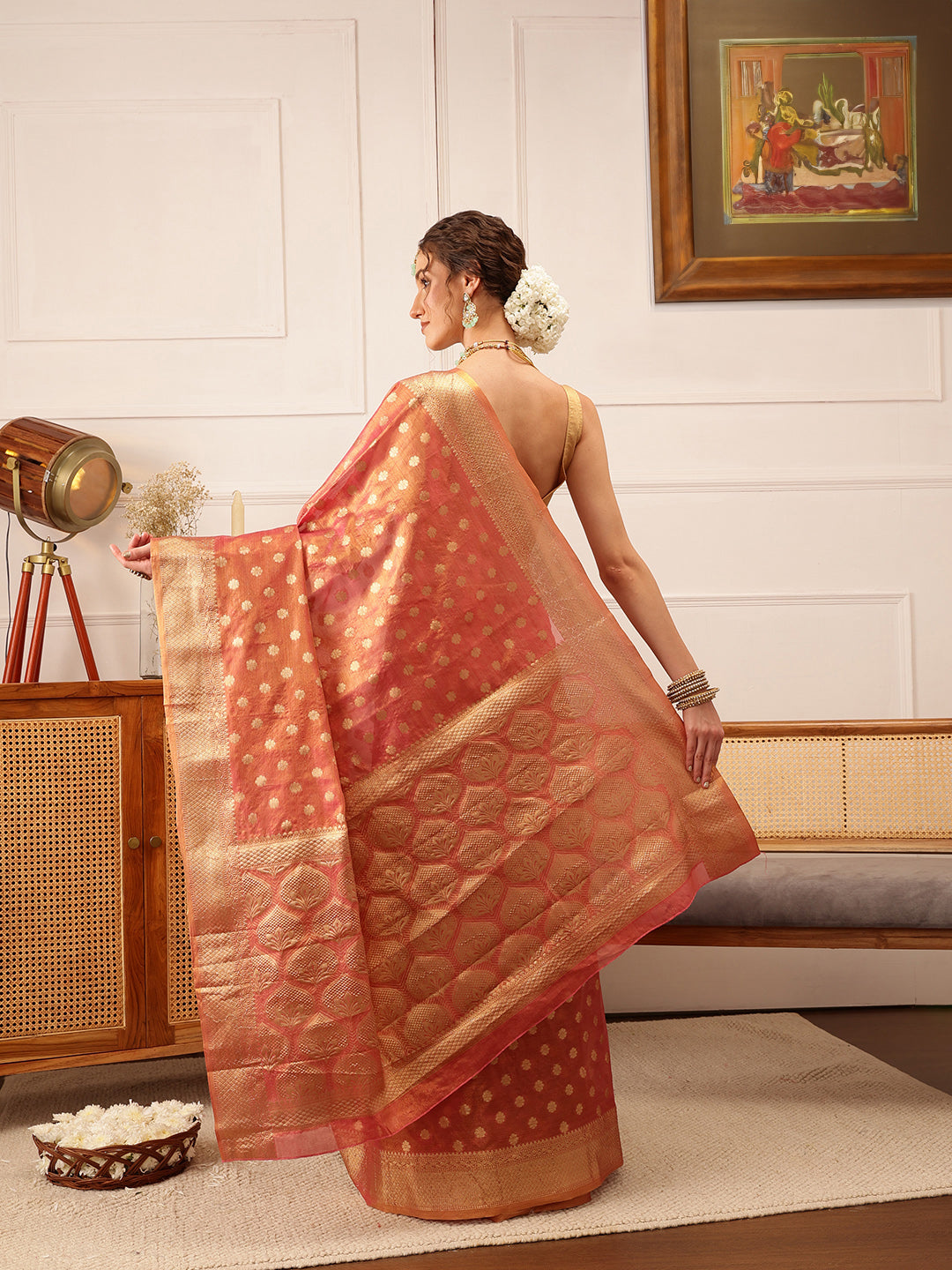 Hiral Fashion Pink Kanjivaram Tissue Silk Floral Zari Woven Saree | Swadesiicart