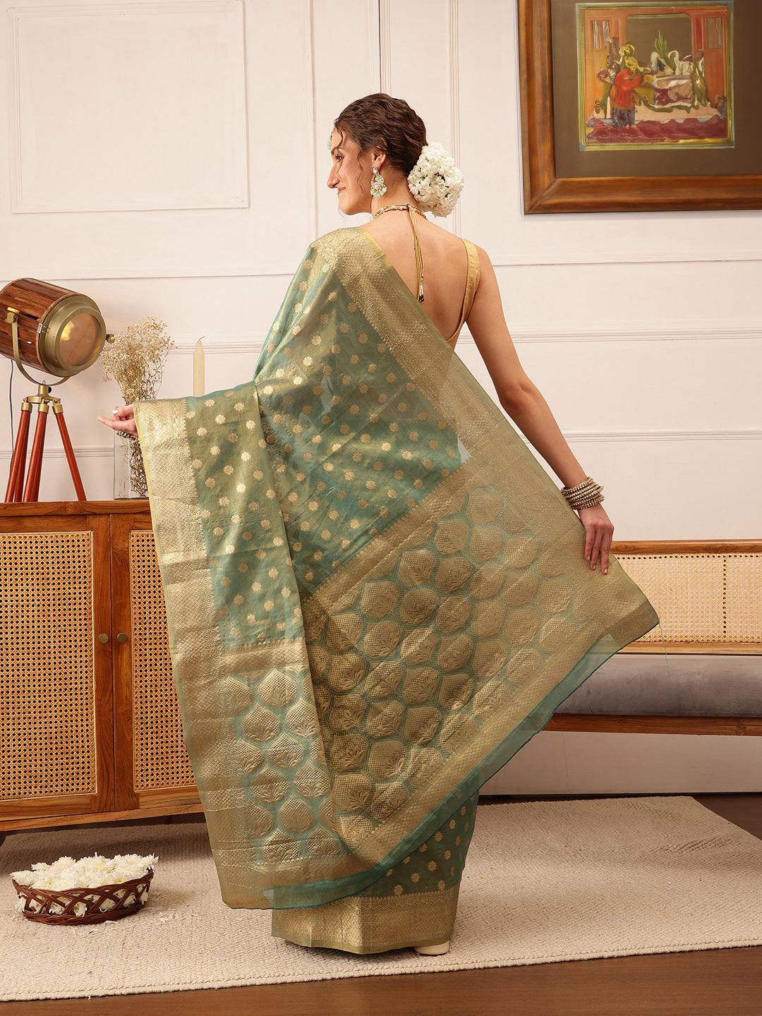 Hiral Fashion Teal Kanjivaram Tissue Silk Floral Zari Woven Saree | Swadesiicart