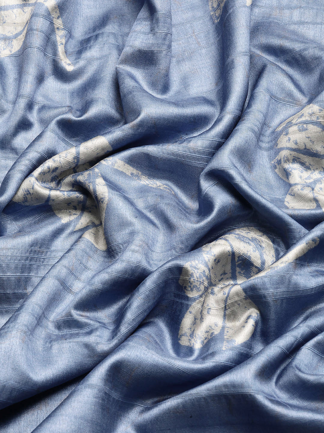 Blue Silk Blend Digital Print Floral Saree with Unstitched Blouse - Hiral Fashion | Swadesiicart