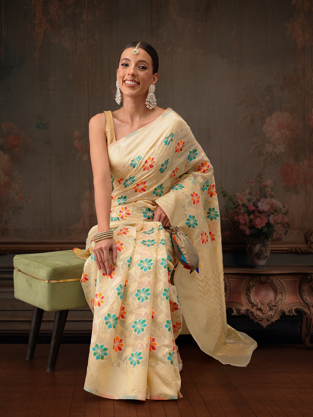 Hiral Fashion Beige Jamdani Cotton Floral Woven Thread Saree | Swadesiicart