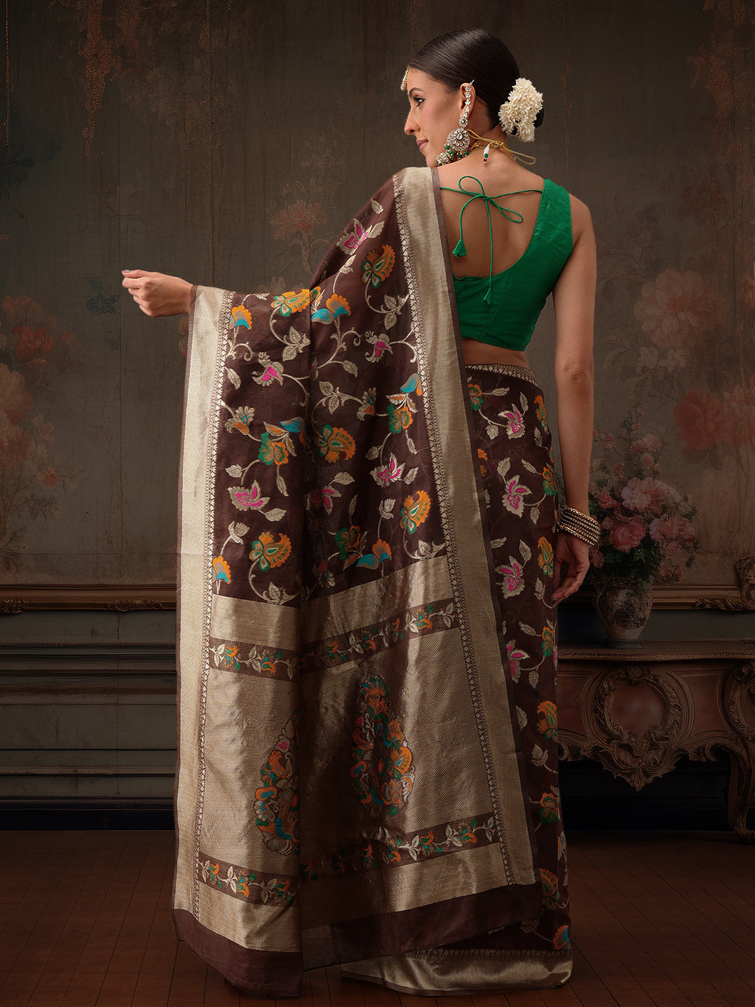 Hiral Fashion Brown Jamdani Cotton Floral Woven Thread Saree | Swadesiicart