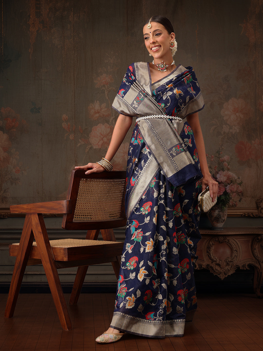 Hiral Fashion Navy Blue Jamdani Cotton Floral Woven Thread Saree | Swadesiicart