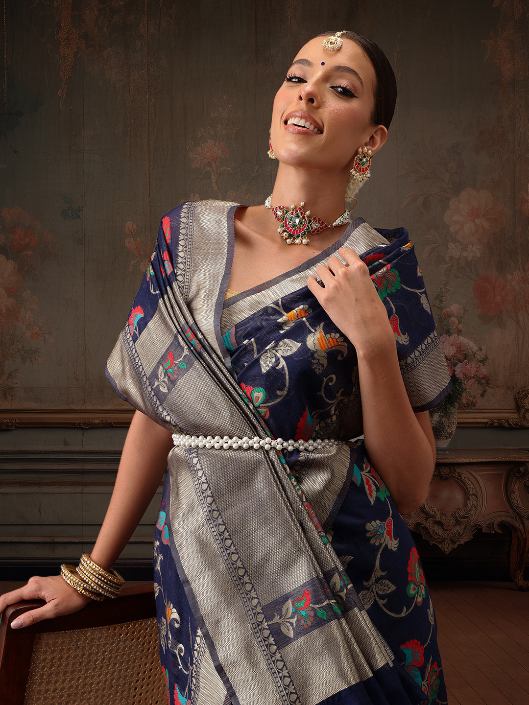 Hiral Fashion Navy Blue Jamdani Cotton Floral Woven Thread Saree | Swadesiicart
