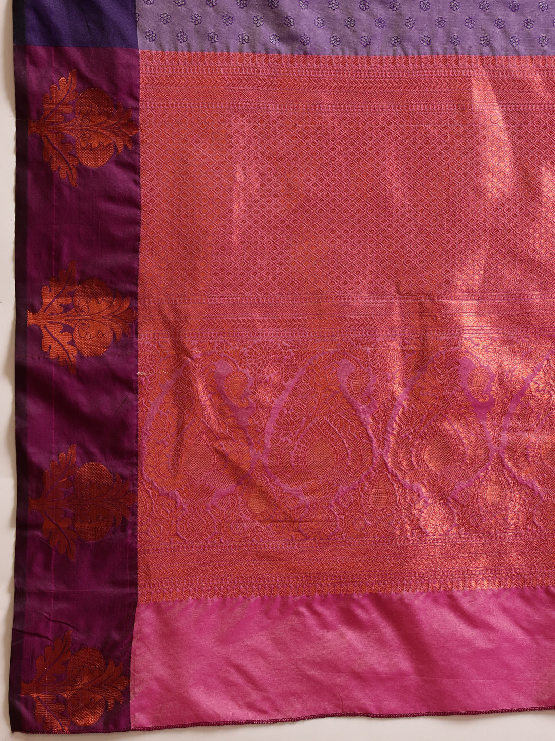 Hiral Fashion Lavender Banarasi Silk Floral Woven Design Saree | Swadesiicart