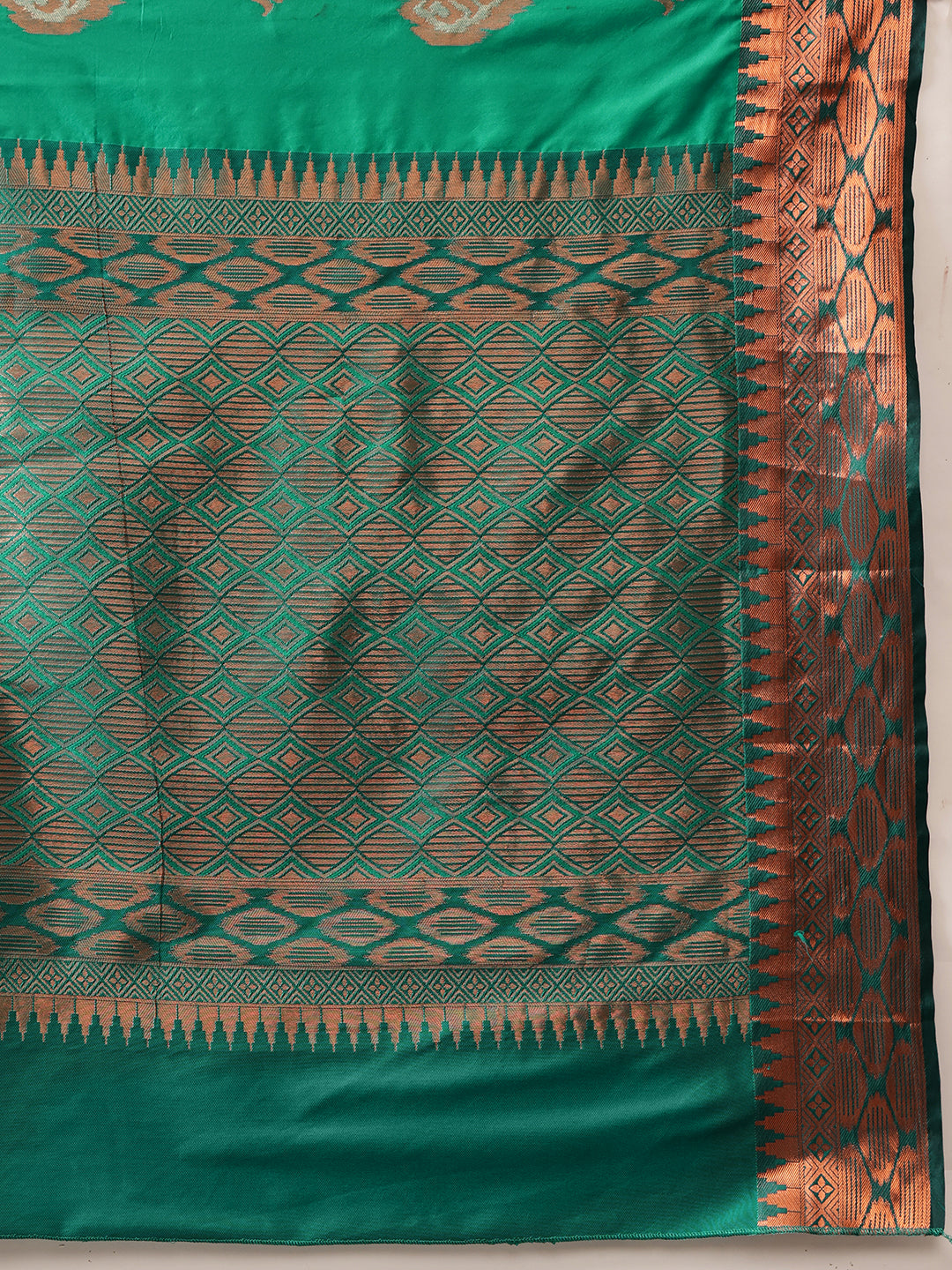 Hiral Fashion Green Banarasi Silk Floral Woven Design Saree | Swadesiicart