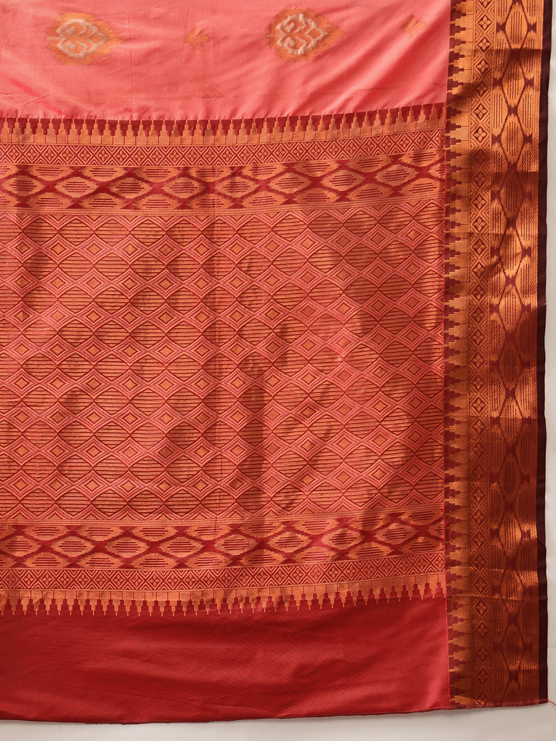 Hiral Fashion Peach Banarasi Silk Floral Woven Design Saree | Swadesiicart