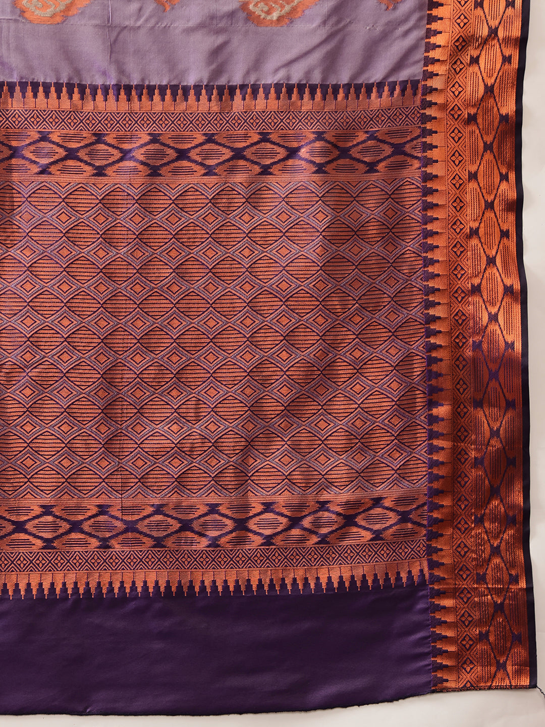 Hiral Fashion Purple Banarasi Silk Floral Woven Design Saree | Swadesiicart