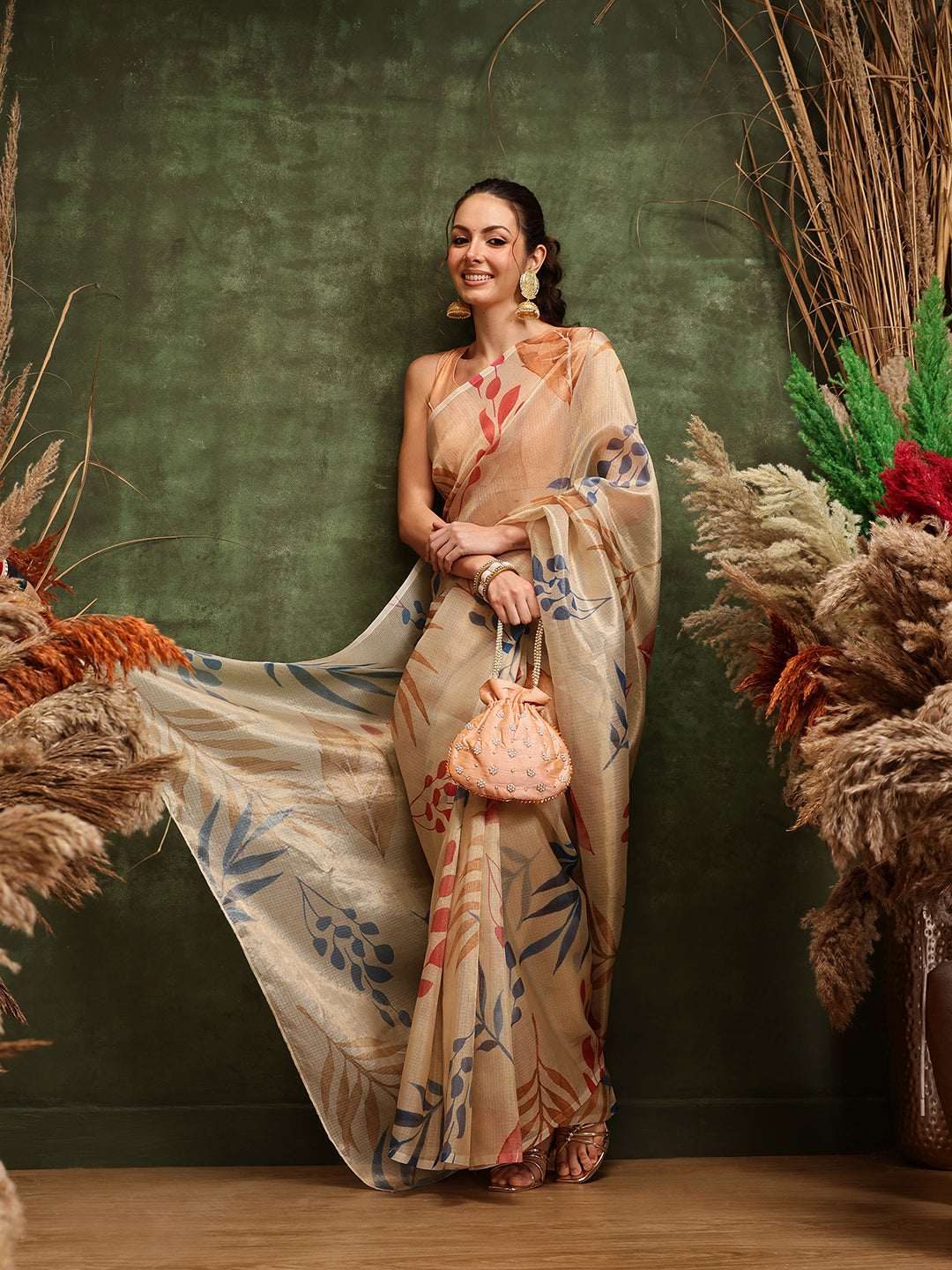 Hiral Fashion Off White Bollywood Cotton Tissue Floral Digital Printed Saree | Swadesiicart