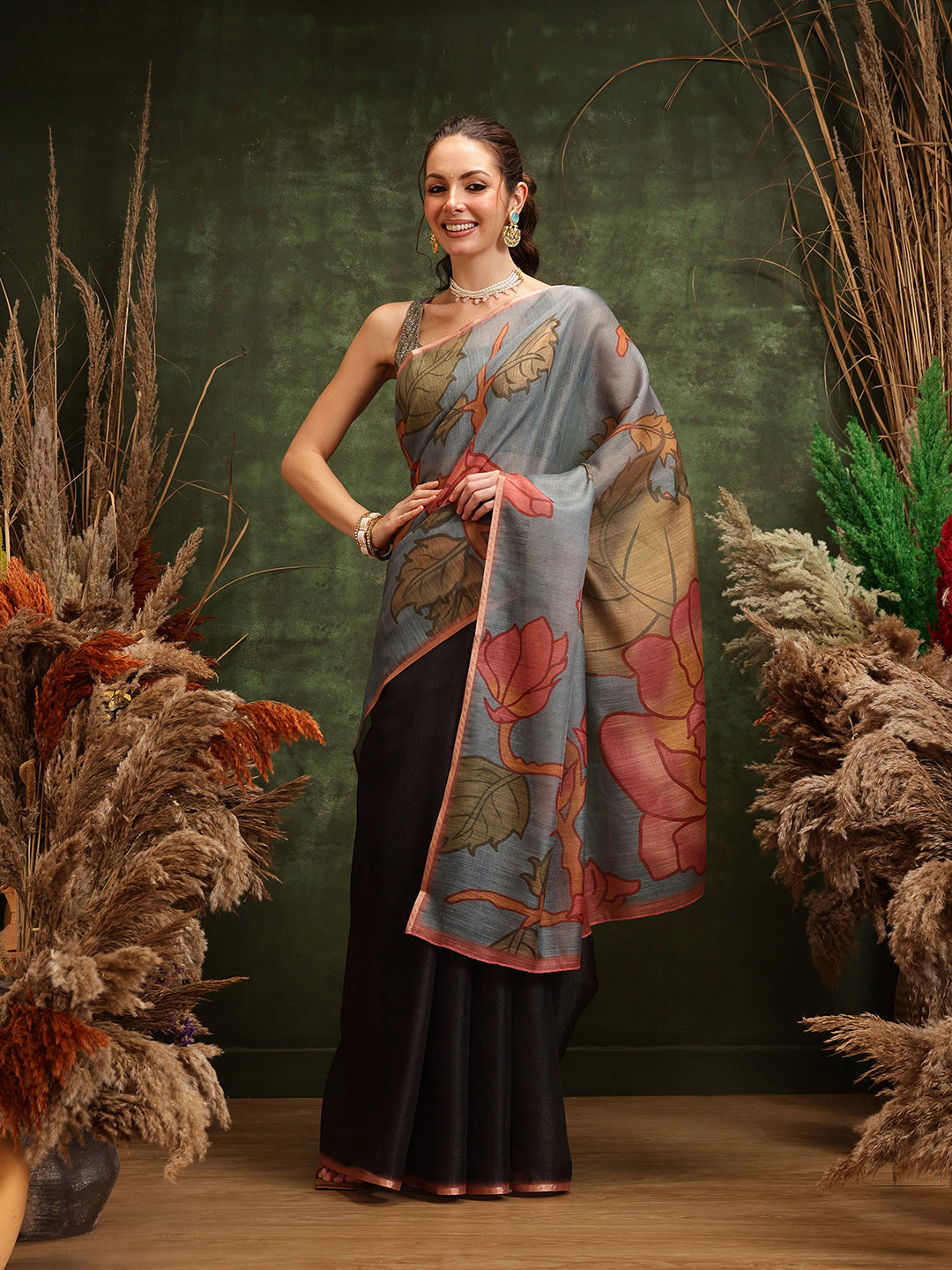 Hiral Fashion Black Cotton Silk Floral Digital Printed Saree | Swadesiicart