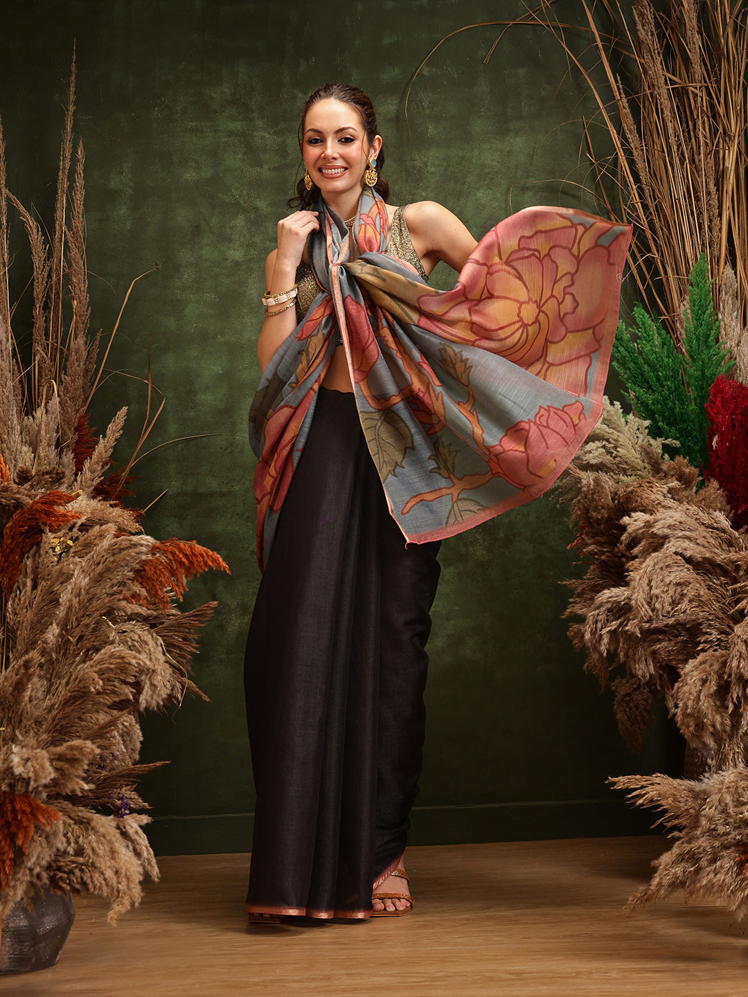 Hiral Fashion Black Cotton Silk Floral Digital Printed Saree | Swadesiicart