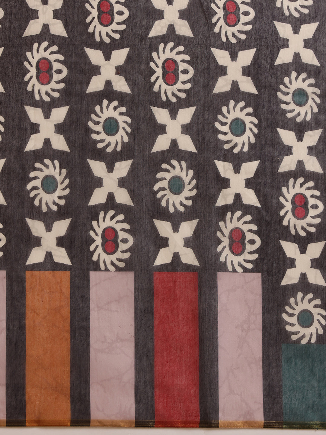Hiral Fashion Black Cotton Silk Abstract Digital Printed Saree | Swadesiicart
