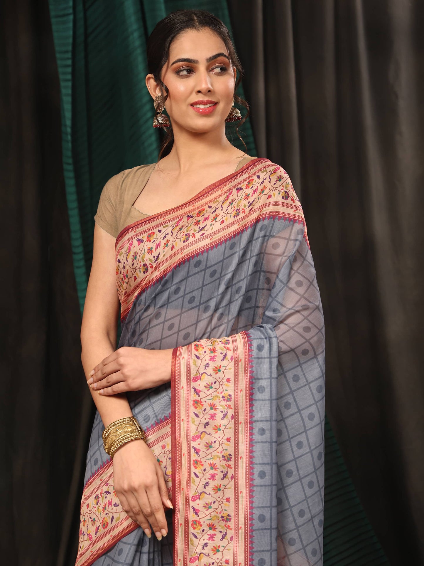Hiral Fashion Grey Paithani Cotton Blend Geomatric Digital Printed Saree | Swadesiicart
