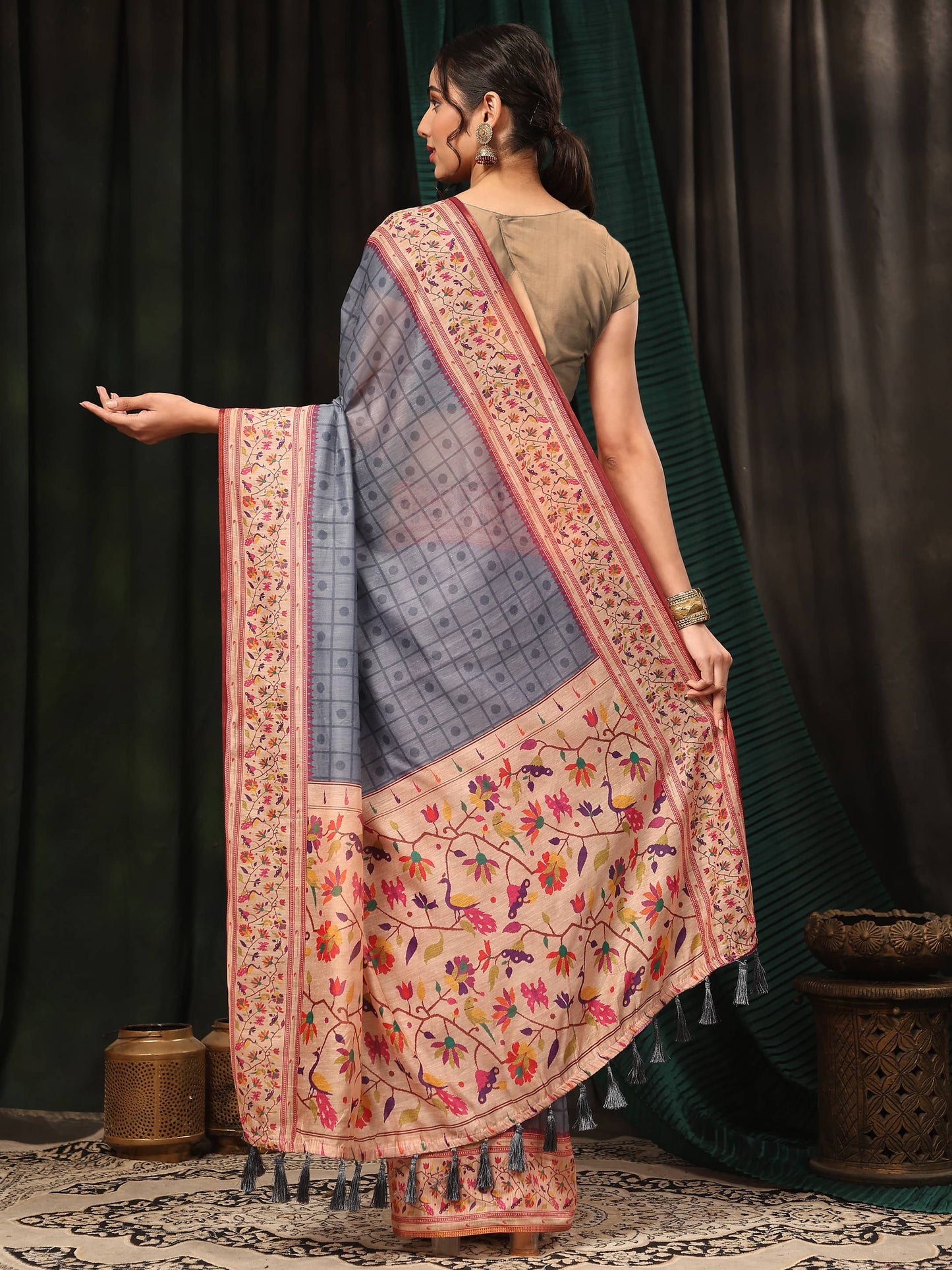 Hiral Fashion Grey Paithani Cotton Blend Geomatric Digital Printed Saree | Swadesiicart