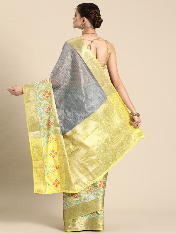 Gray Banarasi Silk Woven Zari Design Checked Saree with Unstitched Blouse - Hiral Fashion | Swadesiicart
