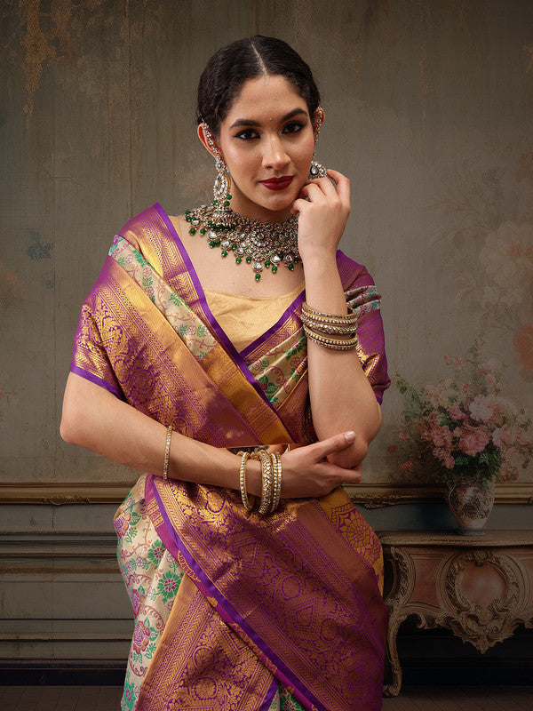 Gray/Silver Pure Silk Woven Zari Design Floral Saree with Unstitched Blouse - Hiral Fashion | Swadesiicart