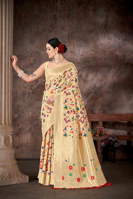 White Cotton Blend Woven Thread Floral Saree with Unstitched Blouse - Hiral Fashion | Swadesiicart