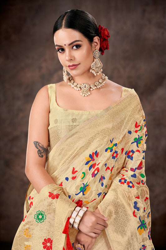 White Cotton Blend Woven Thread Floral Saree with Unstitched Blouse - Hiral Fashion | Swadesiicart