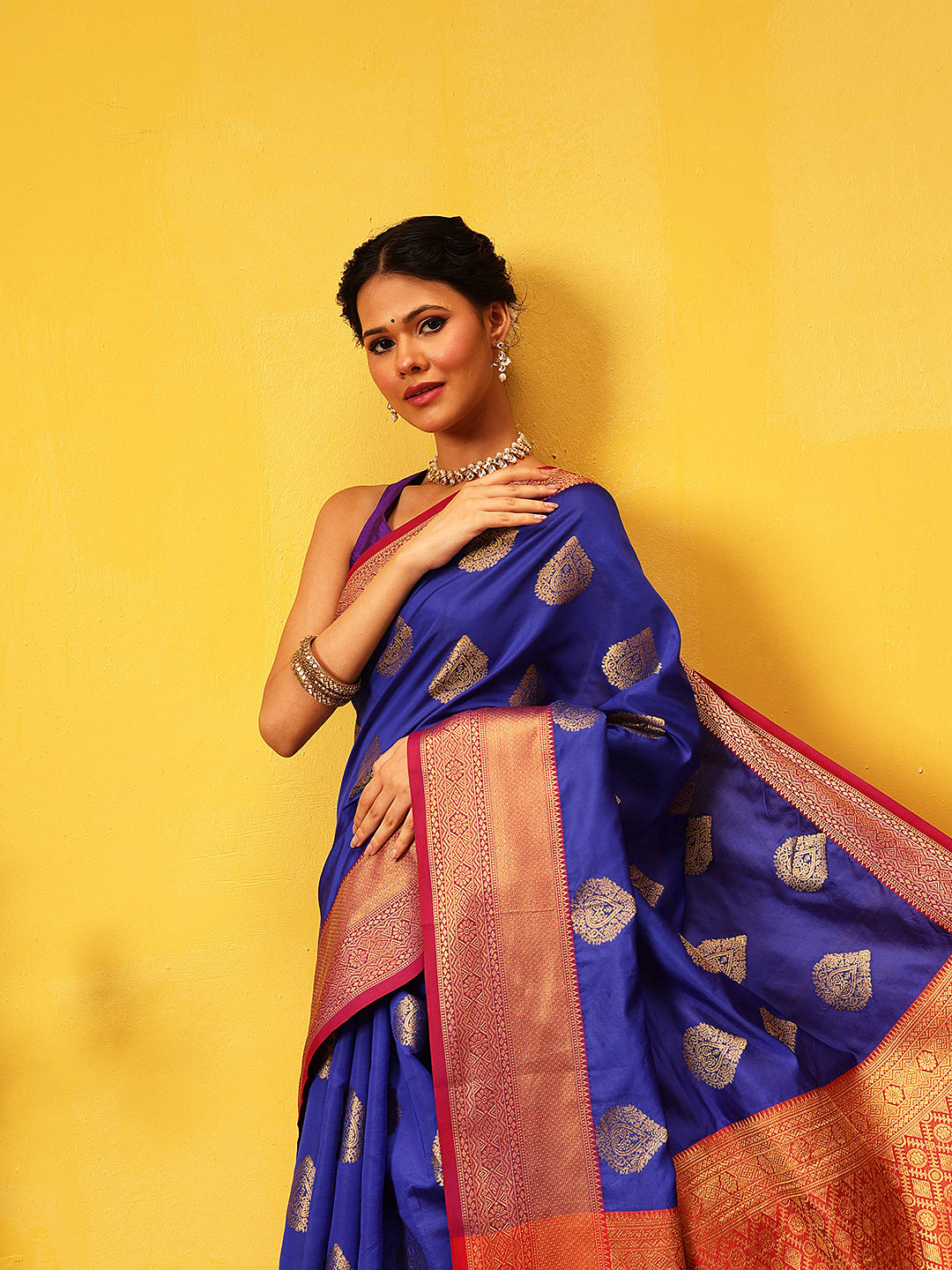 Hiral Fashion Blue Kanjeevaram Silk Woven Design Saree | Swadesiicart