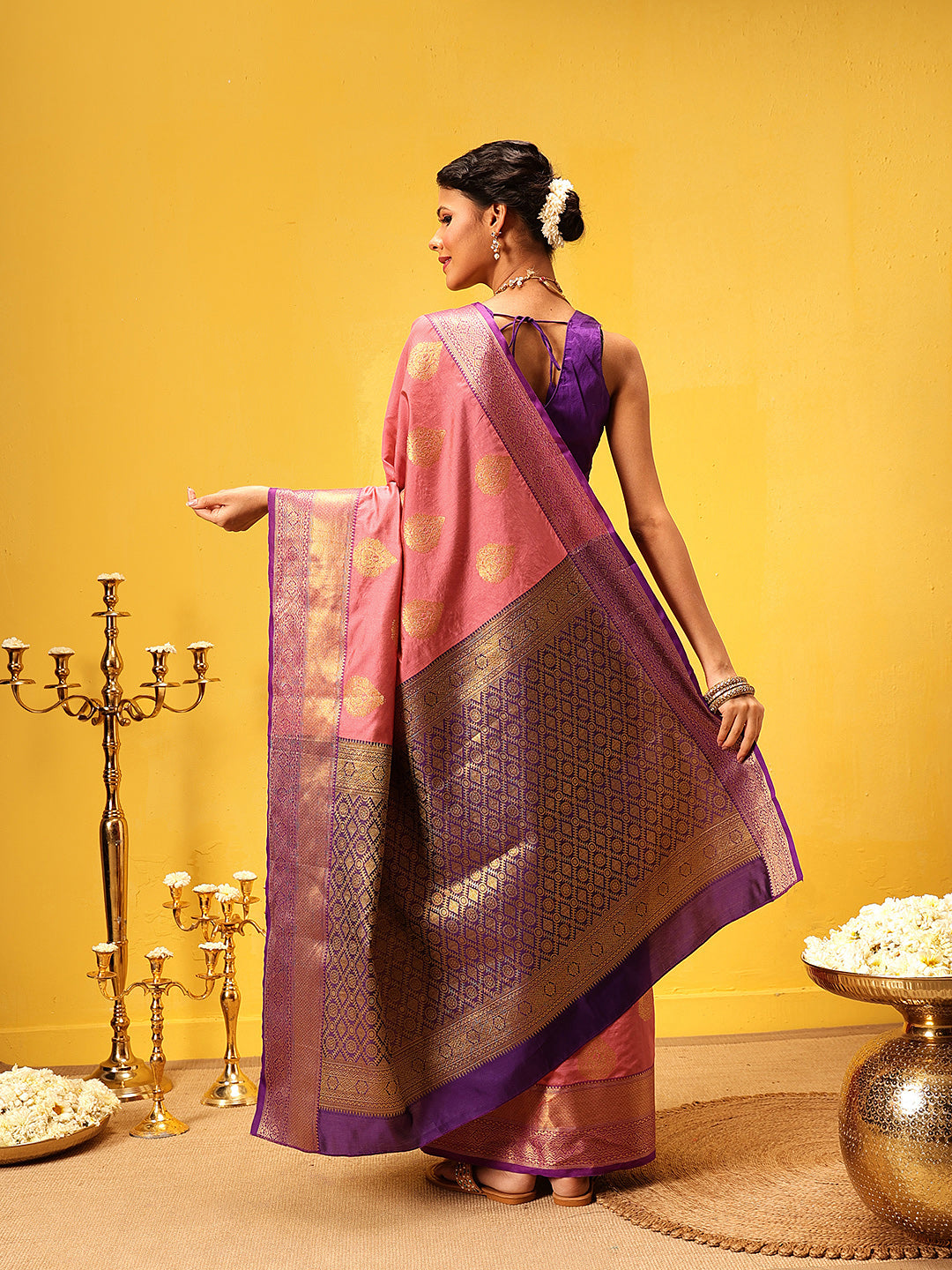 Hiral Fashion Pink Kanjeevaram Silk Woven Design Saree | Swadesiicart
