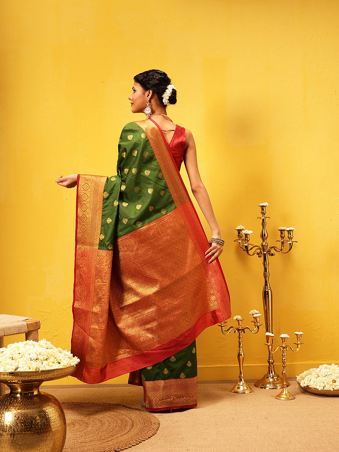 Hiral Fashion Green Kanjeevaram Silk Woven Design Saree | Swadesiicart