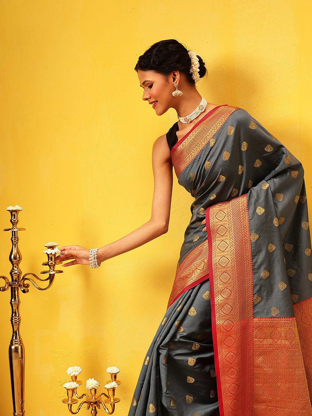 Hiral Fashion Grey Kanjeevaram Silk Woven Design Saree | Swadesiicart
