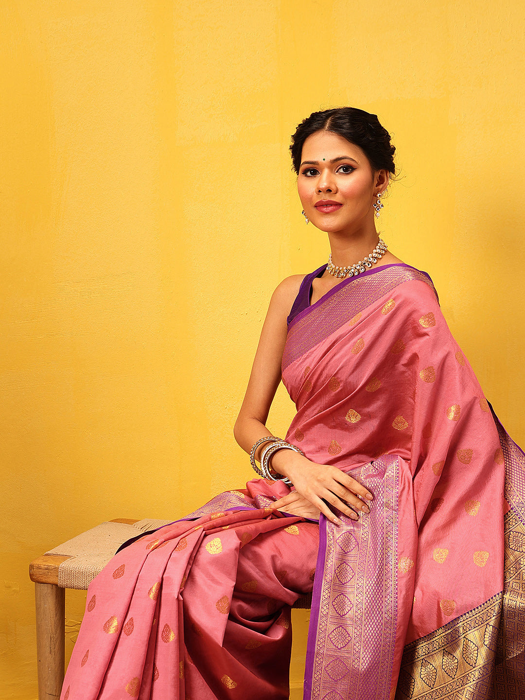 Hiral Fashion Pink Kanjeevaram Silk Woven Design Saree | Swadesiicart