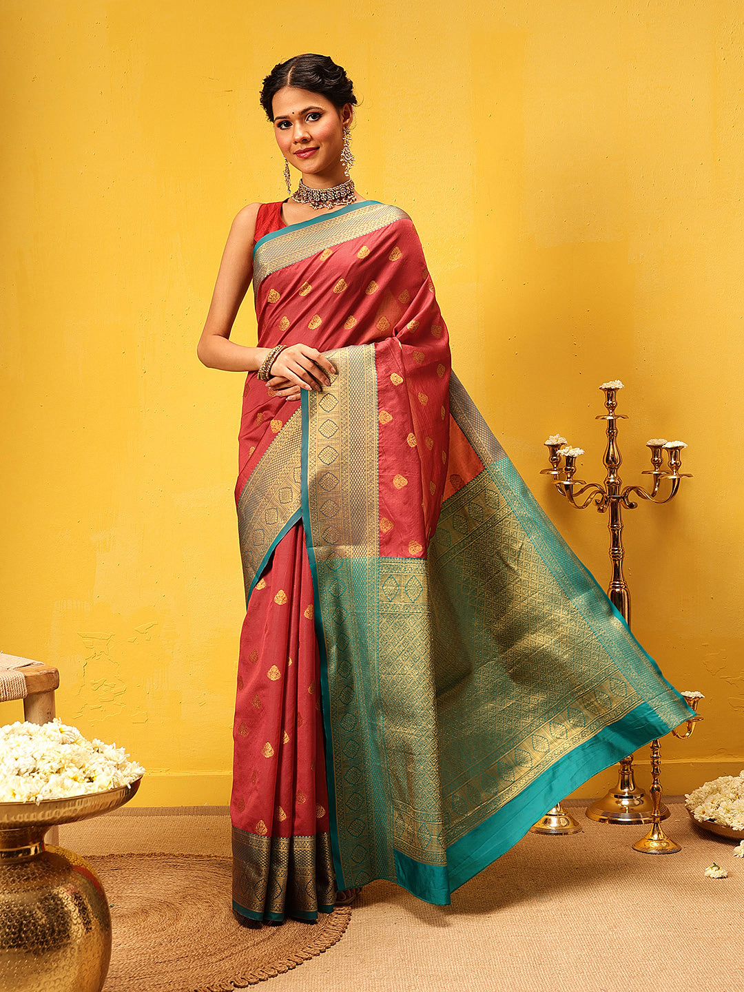 Hiral Fashion Red Kanjeevaram Silk Woven Design Saree | Swadesiicart
