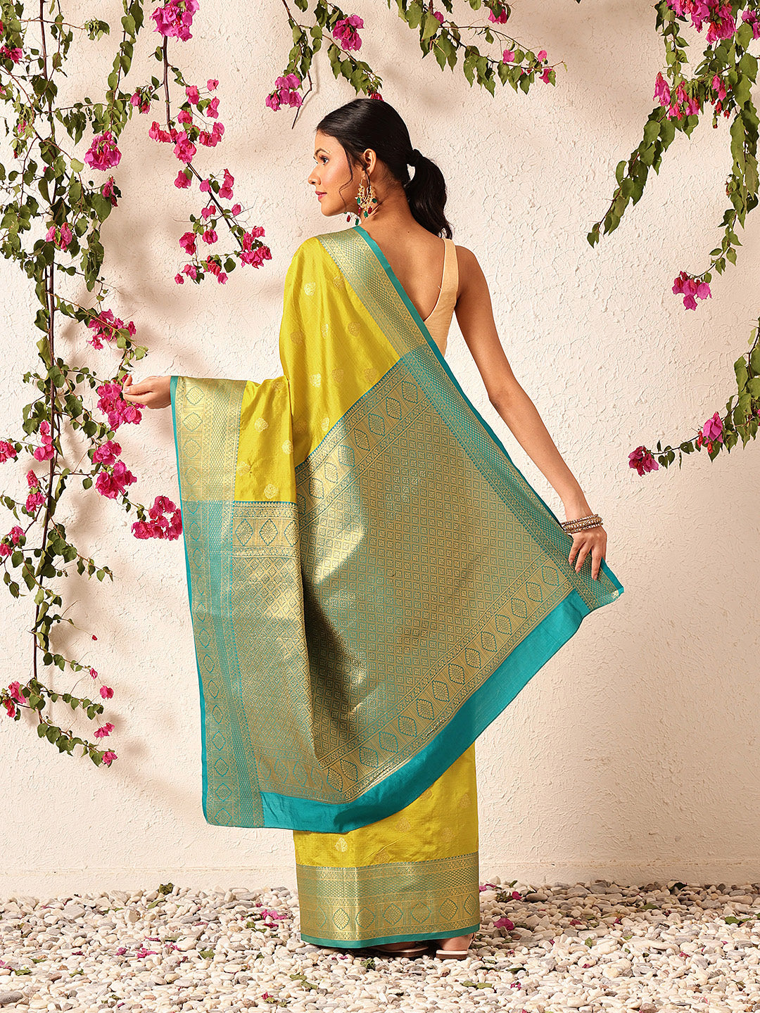 Hiral Fashion Yellow Kanjeevaram Silk Woven Design Saree | Swadesiicart