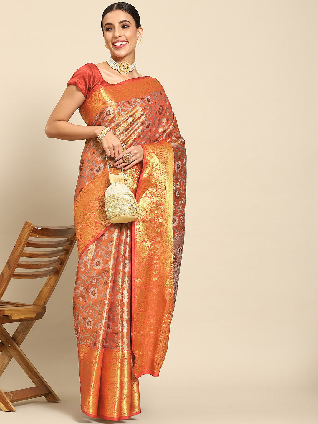 Hiral Fashion Red Kanjeevaram Art Silk Floral Woven Zari Design Saree | Swadesiicart