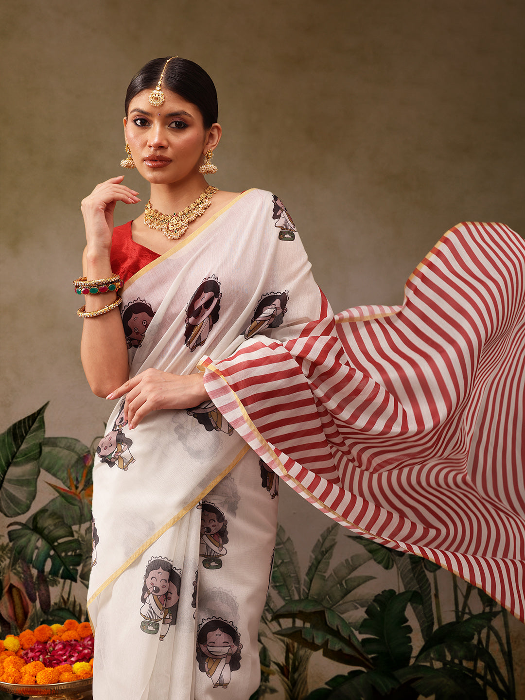 Hiral Fashion Beige Chanderi Cotton Blend Abstract Digital Print Saree | Swadesiicart