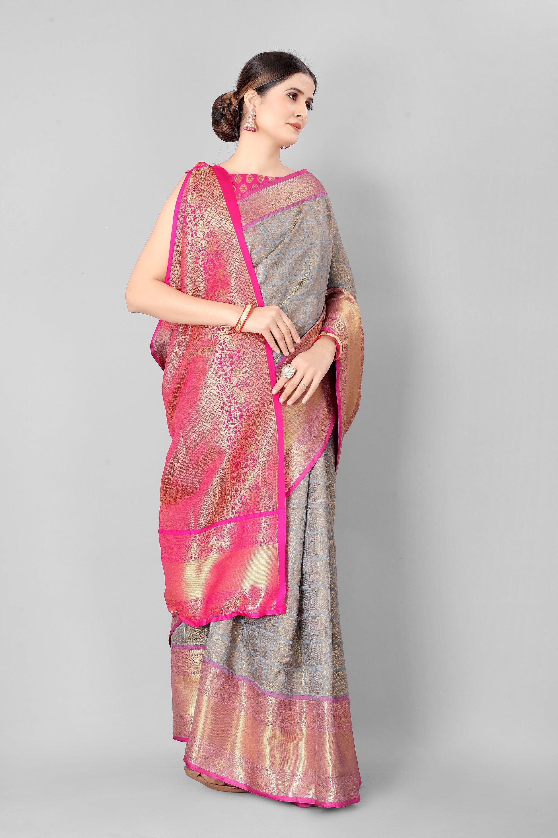 Hiral Fashion Grey Banarasi Silk Blend Geomatric Woven Design Saree | Swadesiicart