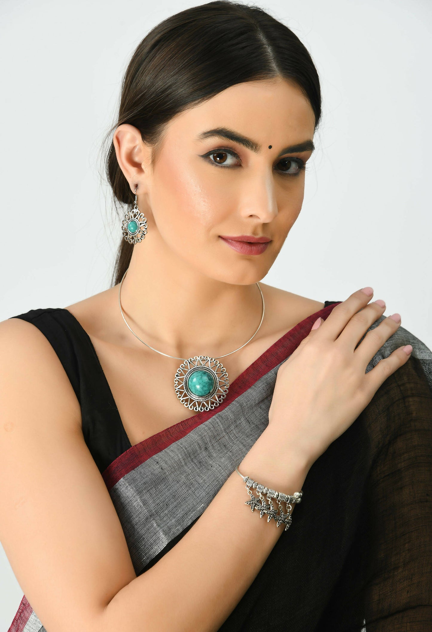 Mominos Fashion Johar Kamal Oxidised Silver-Plated Stone Work Necklace Handicraft | Swadesiicart