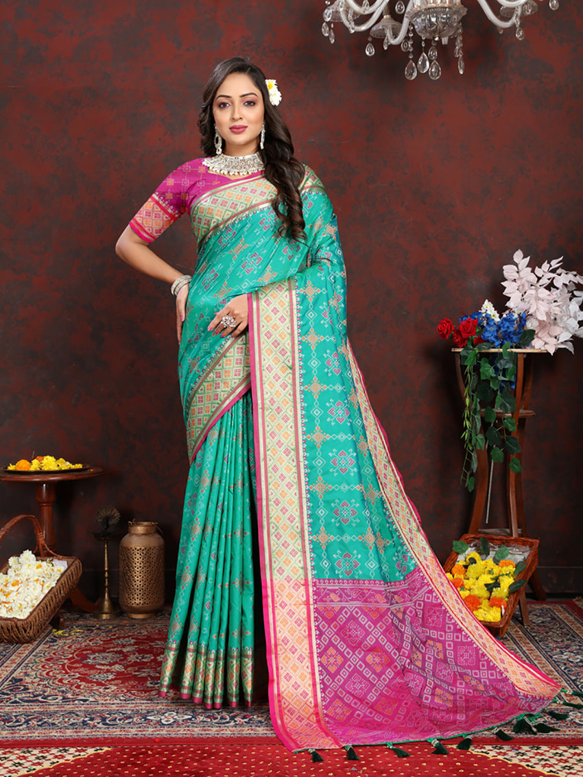 Lorenvalley Fashion Seagreen Patola Silk Woven Design with Zari Meenakari Weaving motifs Pallu Saree - Swadesiicart