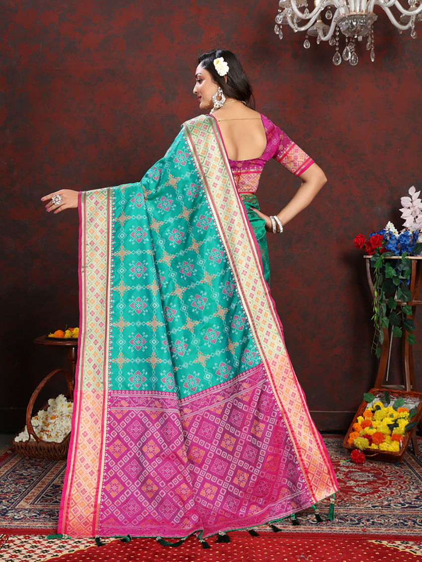 Lorenvalley Fashion Seagreen Patola Silk Woven Design with Zari Meenakari Weaving motifs Pallu Saree - Swadesiicart