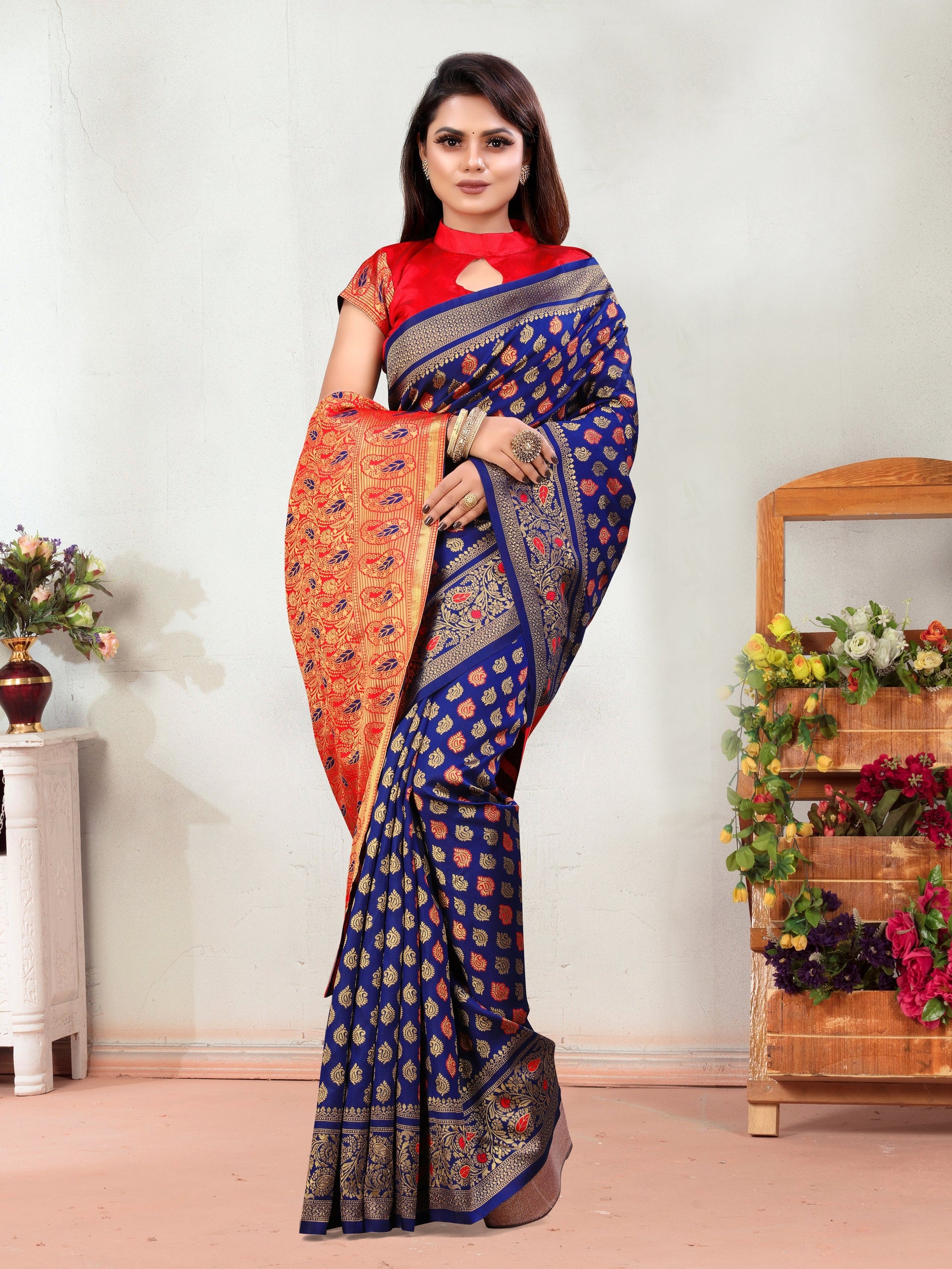 Vedant Vastram Litchi Silk Designer Banarasi Saree - Navy | Swadesiicart