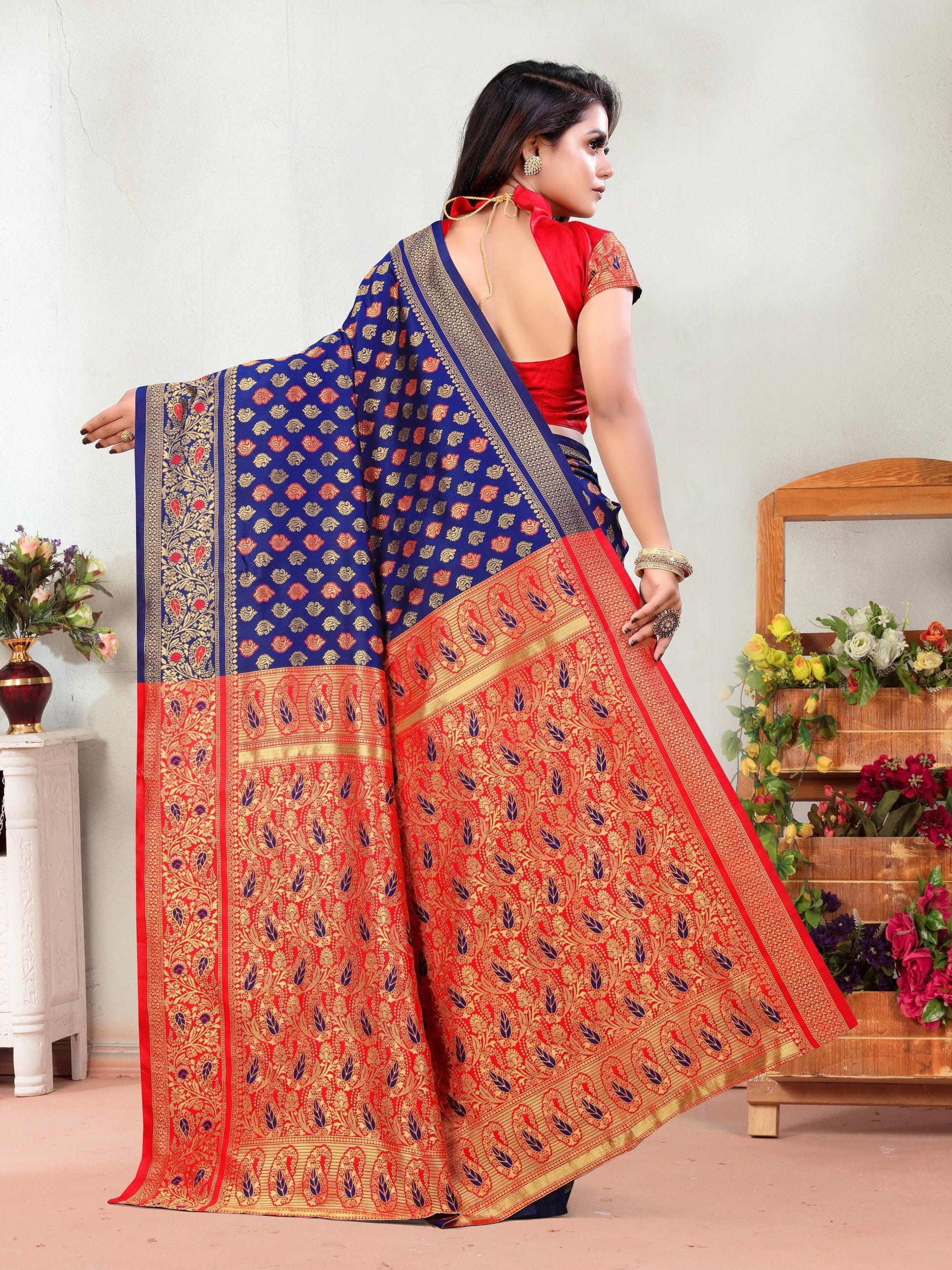 Vedant Vastram Litchi Silk Designer Banarasi Saree - Navy | Swadesiicart