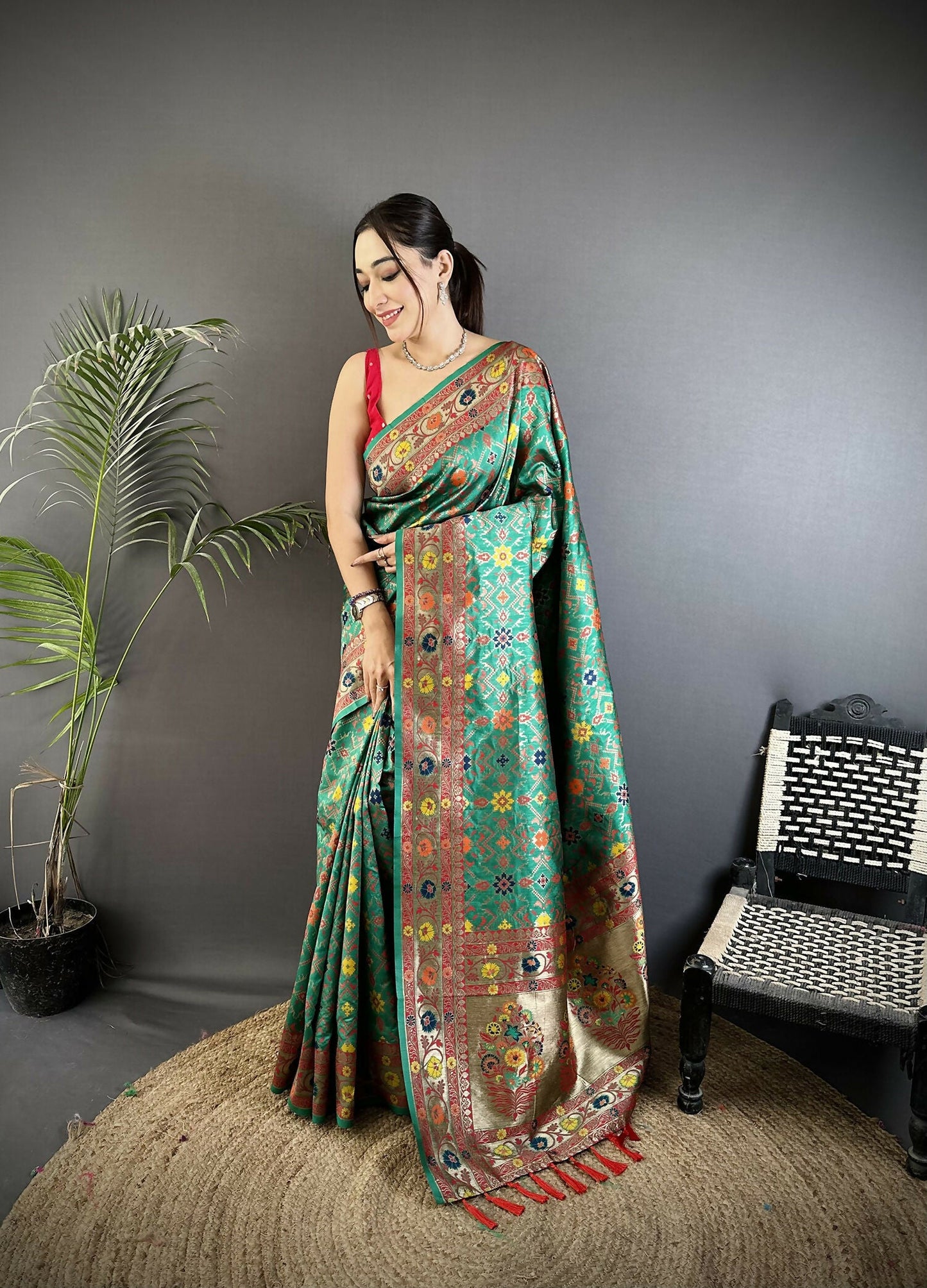 Joban Fashion Green Banarasi Soft Silk Woven Saree | Swadesiicart