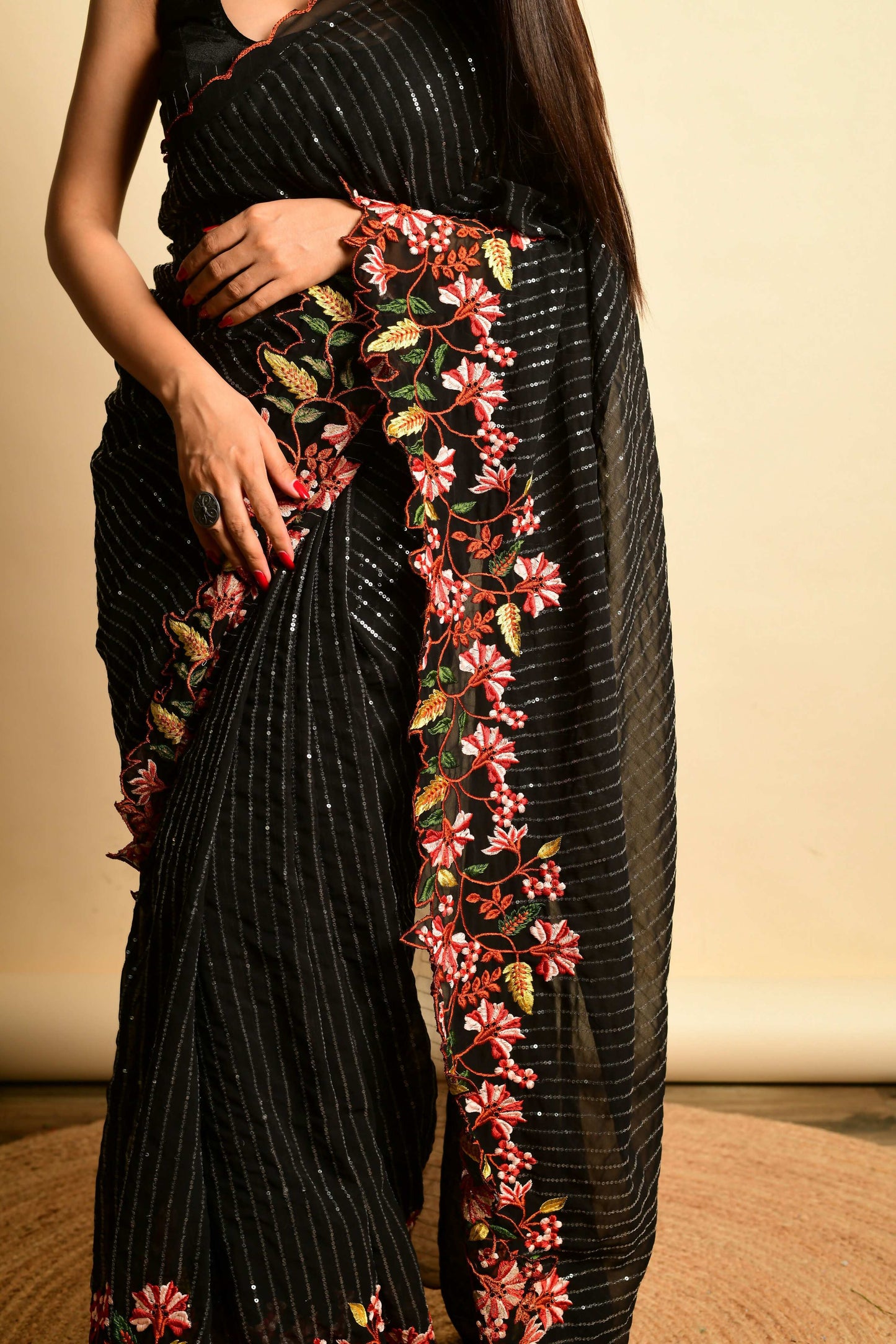 Vamsee Sparkle Sparkle -Black Georgette Saree - Swadesiicart